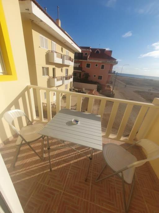 Tres Caravelas Studio Flats Санта Мария Екстериор снимка