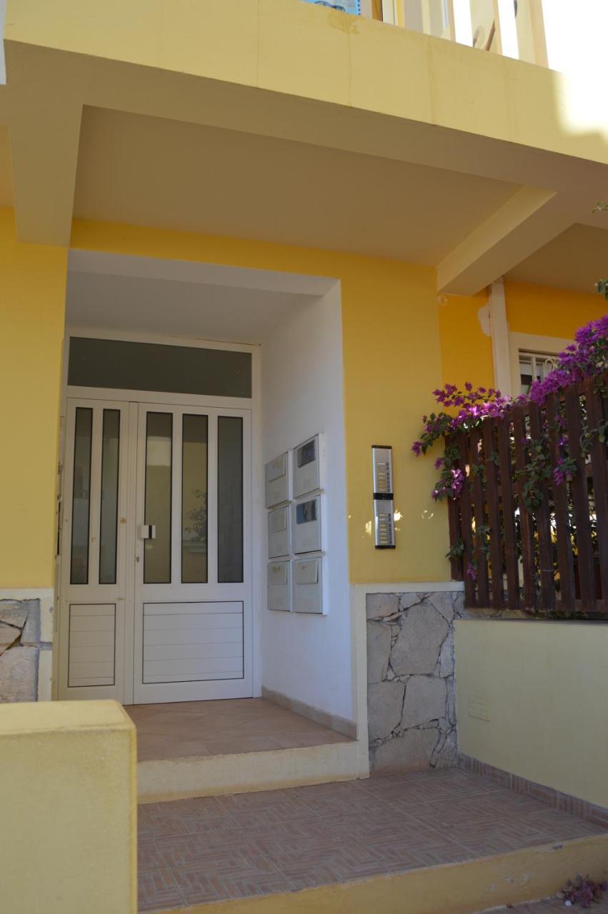 Tres Caravelas Studio Flats Санта Мария Екстериор снимка