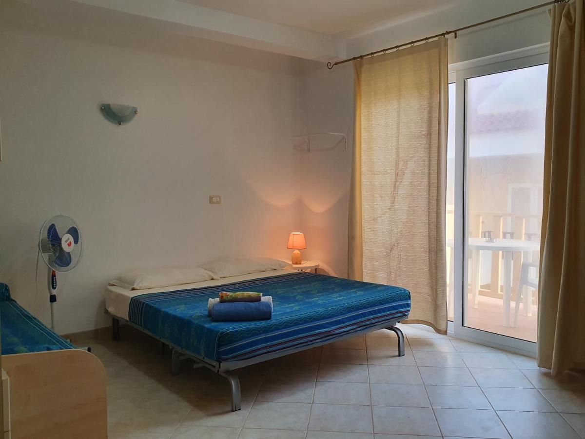 Tres Caravelas Studio Flats Санта Мария Екстериор снимка
